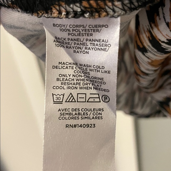 Loft Mixed Media Women's Top - Picture 5 of 6